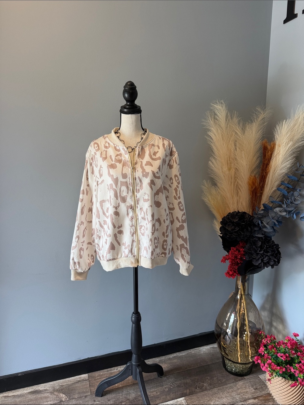 Women's Light Pink Leopard Bomber Jacket
